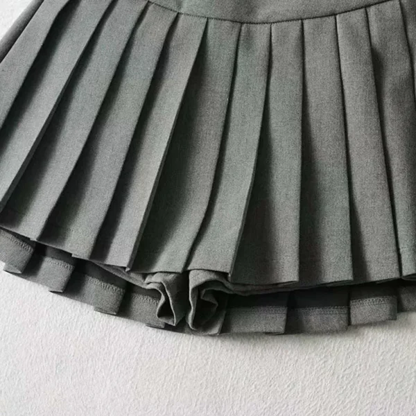 Women's Country Club Old Money Skirt - Image 6