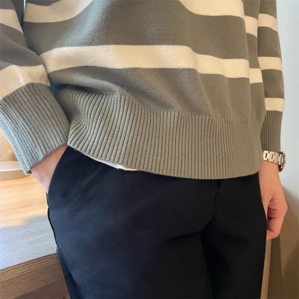 Men's Old Money Collared Sweater - Image 10