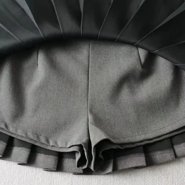 Women's Country Club Old Money Skirt - Image 9